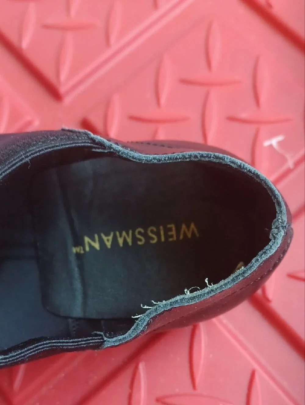 Weissman comfortable black